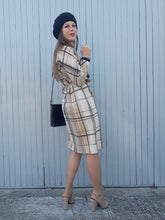 Charger l'image dans la galerie, Robe vintage Gabrielle - Coupe asymétrique. Taille S, 36, 38. Made in France.