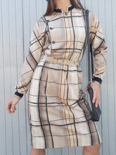 Charger l'image dans la galerie, Robe vintage Gabrielle - Coupe asymétrique. Taille S, 36, 38. Made in France.