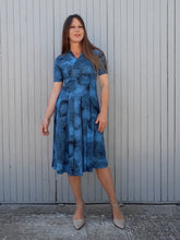 Charger l'image dans la galerie, Robe vintage Soline - Coupe portefeuille. Taille XS, 34, 36