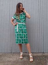 Charger l'image dans la galerie, Robe vintage Blandine - Imprimé contrastant vert et blanc. Taille M, 38, 40