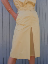 Charger l'image dans la galerie, Ensemble vintage Mendy - Cacharel. Jupe culotte et chemisier jaune pâle. Taille S, 36, 38.