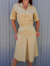 Charger l'image dans la galerie, Ensemble vintage Mendy - Cacharel. Jupe culotte et chemisier jaune pâle. Taille S, 36, 38.
