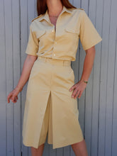 Charger l'image dans la galerie, Ensemble vintage Mendy - Cacharel. Jupe culotte et chemisier jaune pâle. Taille S, 36, 38.