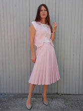 Charger l'image dans la galerie, Ensemble vintage Linda - Jupe lis soleil et gilet rose et blanc. Taille M, 38, 40