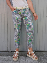 Charger l'image dans la galerie, Pantalon vintage Paule - Carreaux vichy et imprimé floral. Taille M, 38, 40. Fabriqué en France