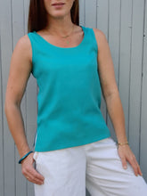 Charger l'image dans la galerie, Top vintage Bella - Turquoise. Taille XS, 34,36. Fabriqué en France