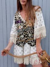 Charger l'image dans la galerie, Gilet "Seconde" Carrie - Broderies bohèmes, folk. Taille L, 40, 42