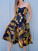 Charger l'image dans la galerie, Robe bustier vintage Souad - Imprimé tropical. Taille S, 36, 38. Made in France