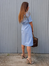 Charger l'image dans la galerie, Robe vintage Joy - Saharienne bleue. Taille S, 36, 38. Made in France.