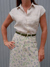 Charger l'image dans la galerie, Ensemble vintage Milène - Chemise et jupe en Lin fleuri. Taille S, 36, 38. Made in France. Cyrillus.