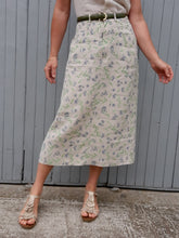 Charger l'image dans la galerie, Ensemble vintage Milène - Chemise et jupe en Lin fleuri. Taille S, 36, 38. Made in France. Cyrillus.
