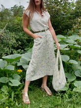 Charger l'image dans la galerie, Ensemble vintage Milène - Chemise et jupe en Lin fleuri. Taille S, 36, 38. Made in France. Cyrillus.