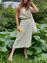 Charger l'image dans la galerie, Ensemble vintage Milène - Chemise et jupe en Lin fleuri. Taille S, 36, 38. Made in France. Cyrillus.