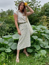Charger l'image dans la galerie, Ensemble vintage Milène - Chemise et jupe en Lin fleuri. Taille S, 36, 38. Made in France. Cyrillus.