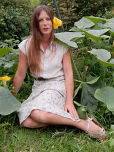 Charger l'image dans la galerie, Ensemble vintage Milène - Chemise et jupe en Lin fleuri. Taille S, 36, 38. Made in France. Cyrillus.