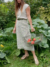 Charger l'image dans la galerie, Ensemble vintage Milène - Chemise et jupe en Lin fleuri. Taille S, 36, 38. Made in France. Cyrillus.