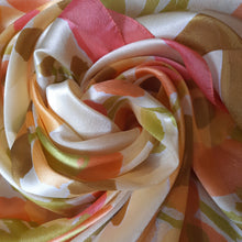 Charger l'image dans la galerie, Foulard vintage Ophélie - Torrente Paris Ligne II. 85 x 85.