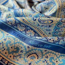 Charger l'image dans la galerie, Foulard vintage Coralie - Rotary International. 84 x 88