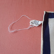 Charger l'image dans la galerie, Foulard vintage Lÿnn - Japonais en soie. 77 x 77
