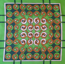 Charger l'image dans la galerie, Petit foulard vintage Yolène - Vert pomme - 50 × 50
