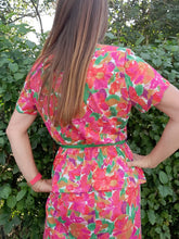 Charger l'image dans la galerie, Ensemble vintage Hortense - Jupe et veste fleuries. Taille M, 38, 40. Marcelle Griffon.