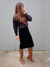 Charger l'image dans la galerie, Jupe vintage Rolande - Panne de velours noir. Taille S, 36, 38. David Paris. Made in France