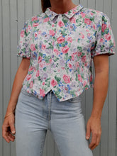 Charger l'image dans la galerie, Chemisier vintage Charlène -En coton fleuri. Taille M, 38, 40. Made in France
