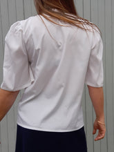 Charger l'image dans la galerie, Chemisier vintage Zaïa - Blanc à plumetis irisés. Taille M, 38, 40