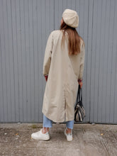 Charger l'image dans la galerie, Trench-coat vintage Annie - Chipie beige. Taille L, 40, 42. Fabriqué en France