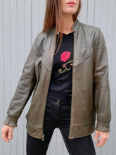 Charger l'image dans la galerie, Blouson vintage Line - Cuir vert. Taille M, 38, 40.