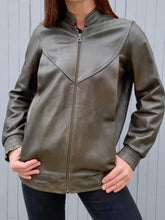 Charger l'image dans la galerie, Blouson vintage Line - Cuir vert. Taille M, 38, 40.