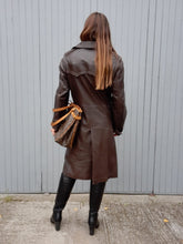 Charger l'image dans la galerie, Veste vintage Paule - Cuir brun. Taille L, 40, 42.
