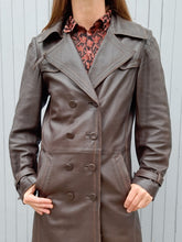 Charger l'image dans la galerie, Veste vintage Paule - Cuir brun. Taille L, 40, 42.