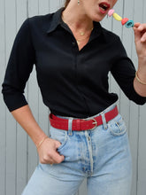Charger l'image dans la galerie, Chemisier Ambre - Minimaliste noir. Chattawak. Taille XS, 34, 36.