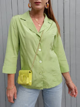 Charger l'image dans la galerie, Chemisier vintage Marielle - Soie vert Anis. Taille M, 38, 40