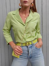 Charger l'image dans la galerie, Chemisier vintage Marielle - Soie vert Anis. Taille M, 38, 40