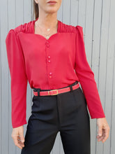 Charger l'image dans la galerie, Blouse vintage Lisette - Foncée aux épaules. Taille M, 38, 40 . Made in France