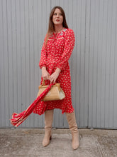 Charger l'image dans la galerie, Robe vintage Ciara - Rouge fleurie. Taille M, 38, 40. Made in France