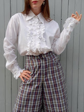 Charger l'image dans la galerie, Chemisier vintage Philippine - Pierre Cardin col jabot. Taille M, 38, 40. Made in France