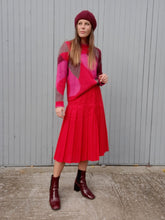 Charger l'image dans la galerie, Jupe vintage Molly. Plissée rouge. Longueur midi. Taille L, 40, 42. Made in France