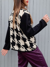 Charger l'image dans la galerie, Gilet vintage Félicie - Imprimé pied-de-coq. Taille XXL, 44, 46. Made in France