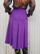 Charger l'image dans la galerie, Jupe plissée vintage Lou - Boutonnée. Laine violette. Taille S, 36, 38. Made in France. Céline Soria