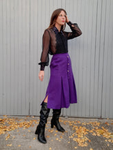 Charger l'image dans la galerie, Jupe plissée vintage Lou - Boutonnée. Laine violette. Taille S, 36, 38. Made in France. Céline Soria