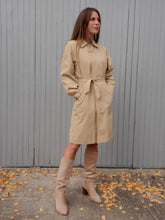 Charger l'image dans la galerie, Trench-Coat vintage Lola - Beige. Taille S, 36, 38. Made in France