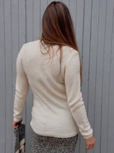 Charger l'image dans la galerie, Cardigan vintage Flavie - Maille ajourée et torsadée. Taille S, 36, 38.