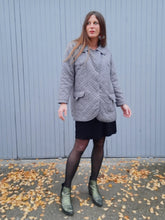 Charger l'image dans la galerie, Veste vintage matelassée grise - Pierre Balmain. Taille L, 40, 42.