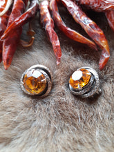 Charger l'image dans la galerie, Boucles d'oreille ancienne Lina - Strass citrine entrelacé de fil argenté. A clip.