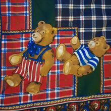 Charger l'image dans la galerie, Foulard vintage Pimprenelle - Imprimé fantaisie ours. 87 x 87.