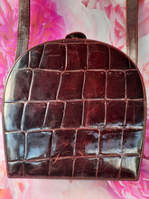 Charger l'image dans la galerie, Sac vintage Margot - Cuir Bordeaux rigide.