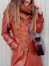 Charger l'image dans la galerie, Sac vintage Margot - Cuir Bordeaux rigide.